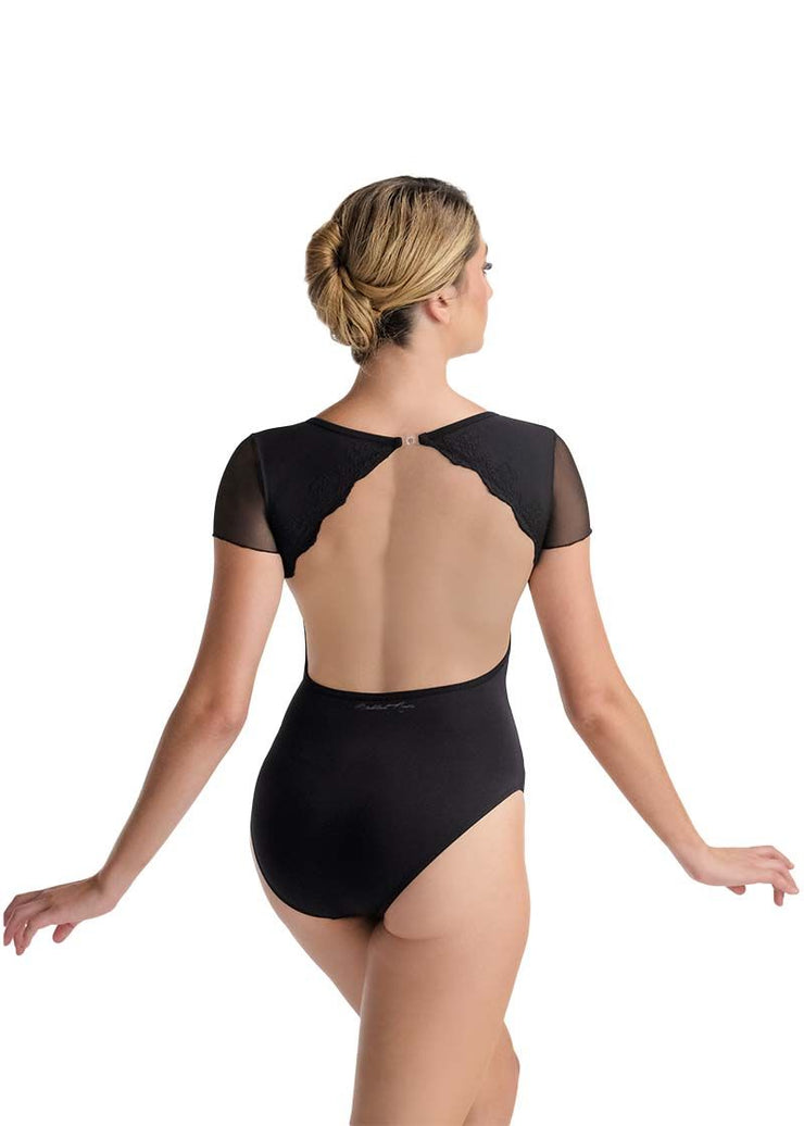 Monia Leotard